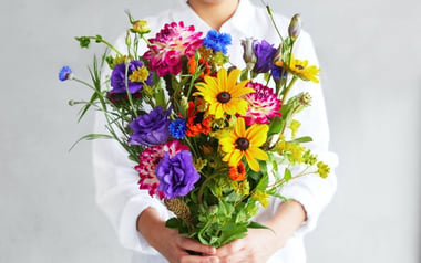 Organic Large Seasonal Bouquet