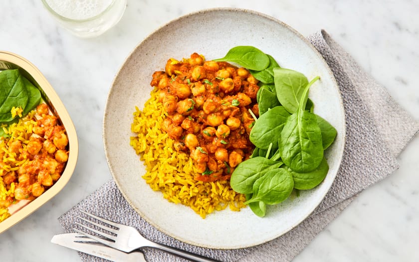 This is how Chickpea Tikka Masala, Turmeric Rice & Baby Spinach looks, 1. image reference